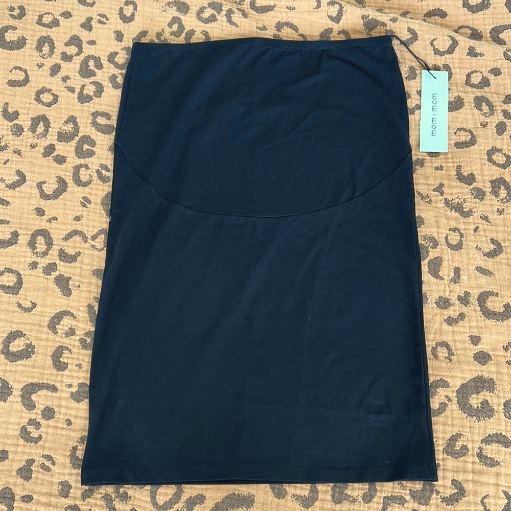 Mom2Mom Black Skirt
